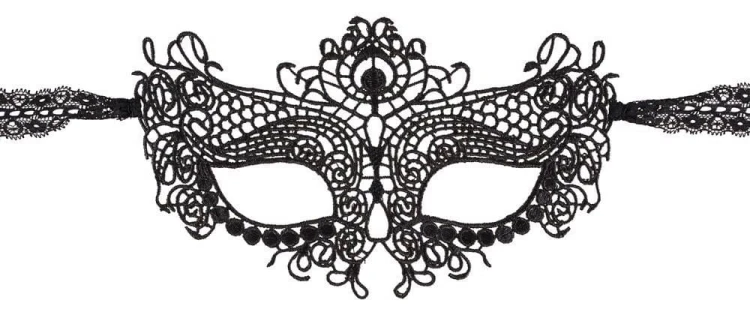 Embroidered Elegance – delikatna haftowana maska z koronkową wstążką