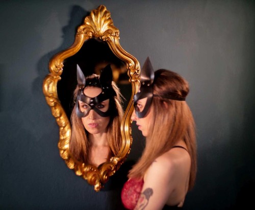 Midnight Kitty – damska maska erotyczna z uszami i ćwiekami Black Fetish Ears