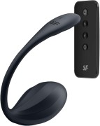 Satisfyer Ribbed Petal Black – wibrujące jajko  z aplikacją