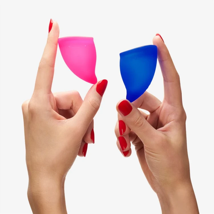 Fun Factory Fun Cup rozmiar A kubeczek menstruacyjny z silikonu medycznego – różowy
