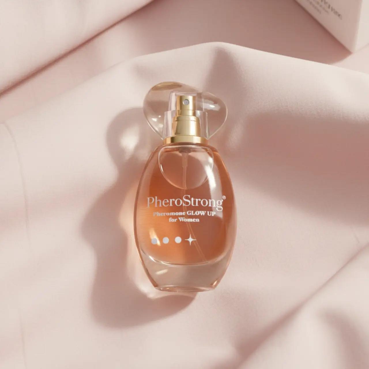 PheroStrong Glow Up – perfumy z feromonami dla kobiet 50 ml