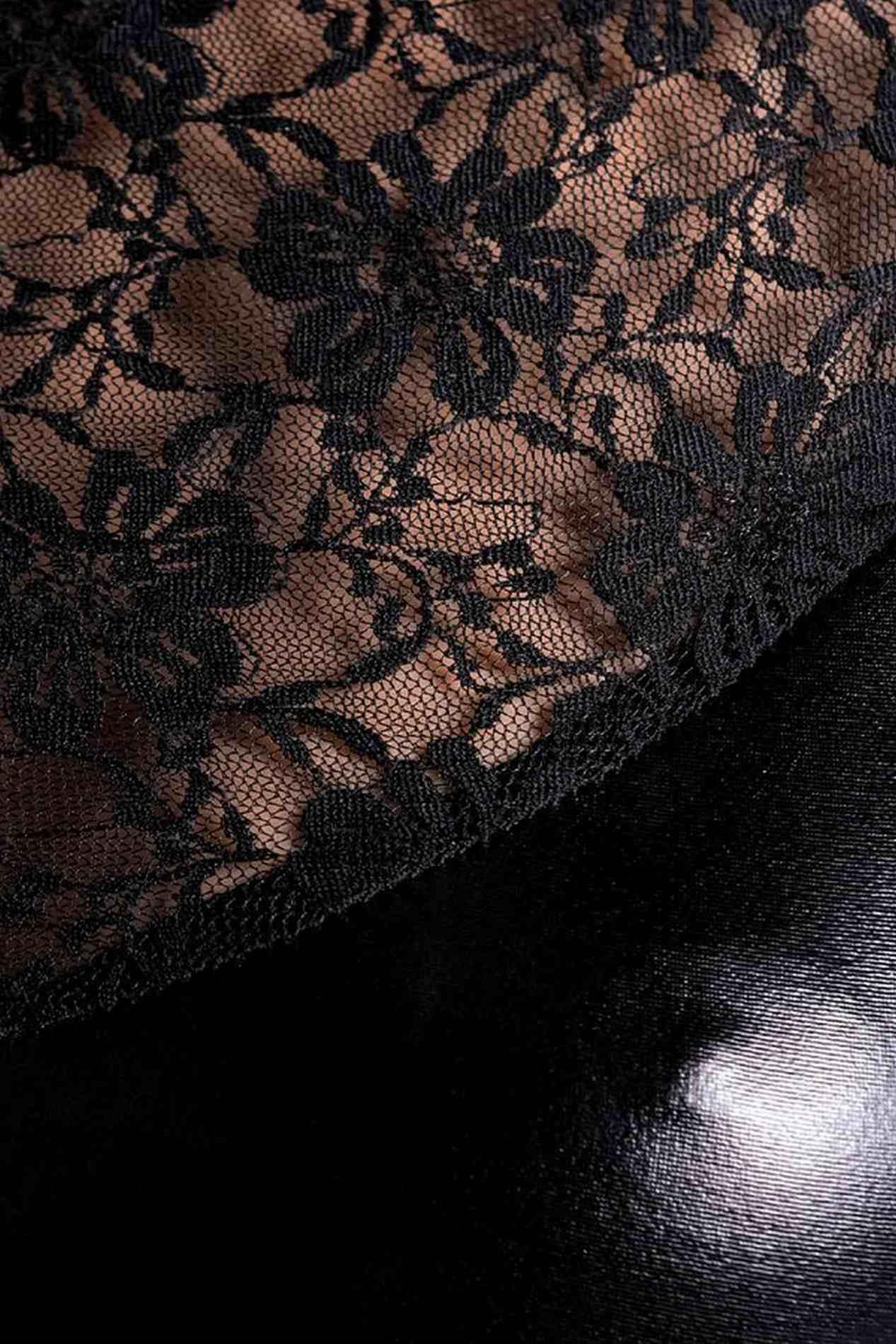 Glossy Lulu czarna sukienka wetlook erotyczna z koronką – rozmiar L