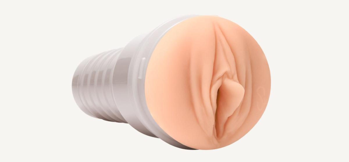 Fleshlight Girls Sky Bri realistyczny masturbator męski z regulacją ssania
